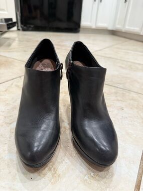 Vince Camuto Black Leather Ankle Booties with Side Zip Detail